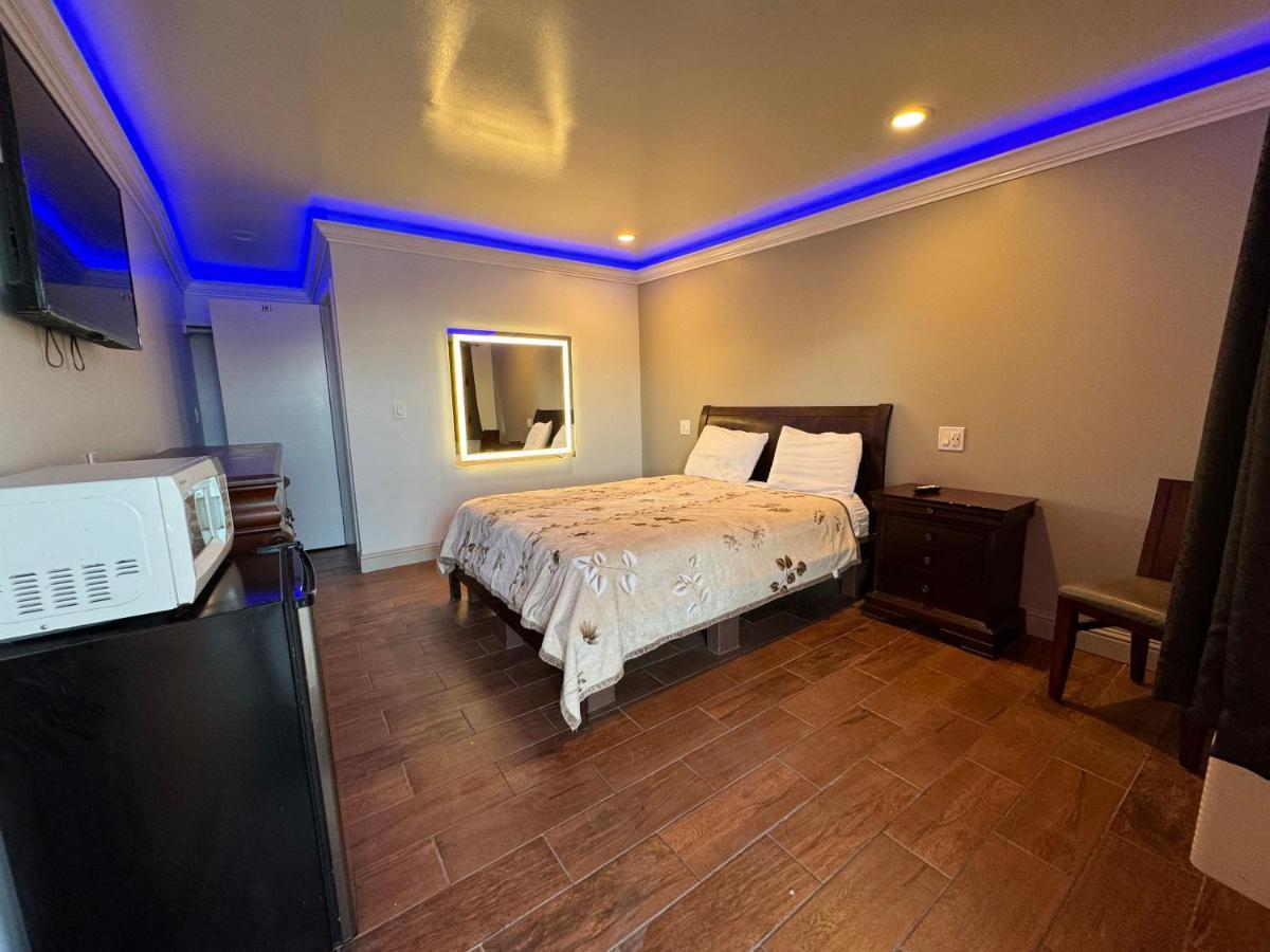Travel Inn Greenfield Extérieur photo